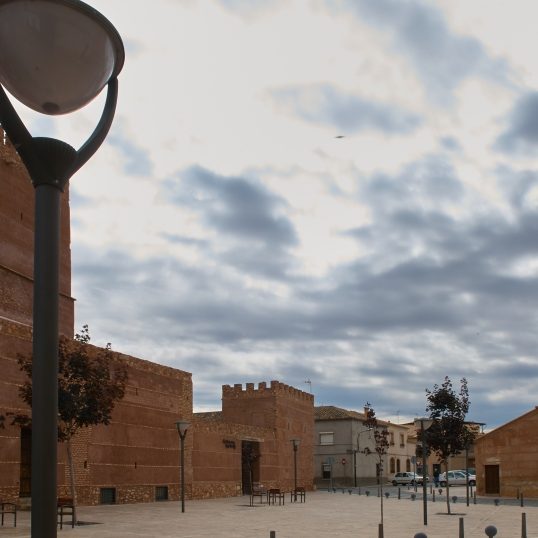 Manzanares, castillo de Pilas Bonas y ermita de San Blas
