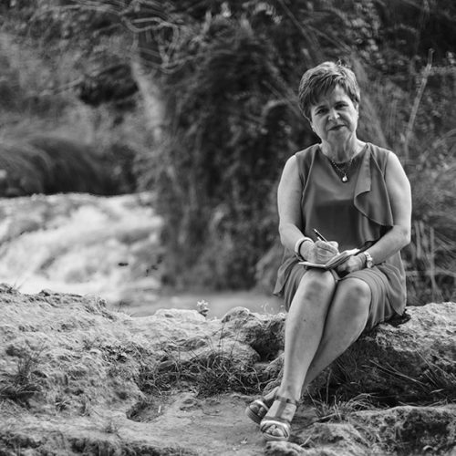 Carmen Matute para Poetas con Luz Ambiente.